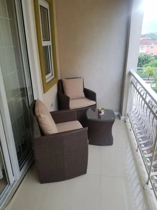 Shan'S Manor.... Excellent Location!!! Kingston 0*,  Jamaica